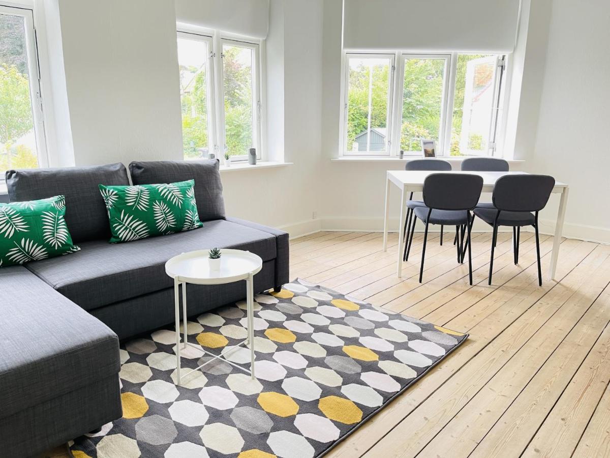 Aday - City Central Mansion - 1 Bedroom Apartment With Garden Aalborg Esterno foto